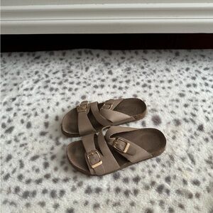 Little Girls sz 13 slip on sandals tan